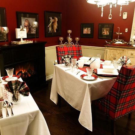 The Tartan House Bed & Breakfast Bed & Breakfast Ajax Bagian luar foto